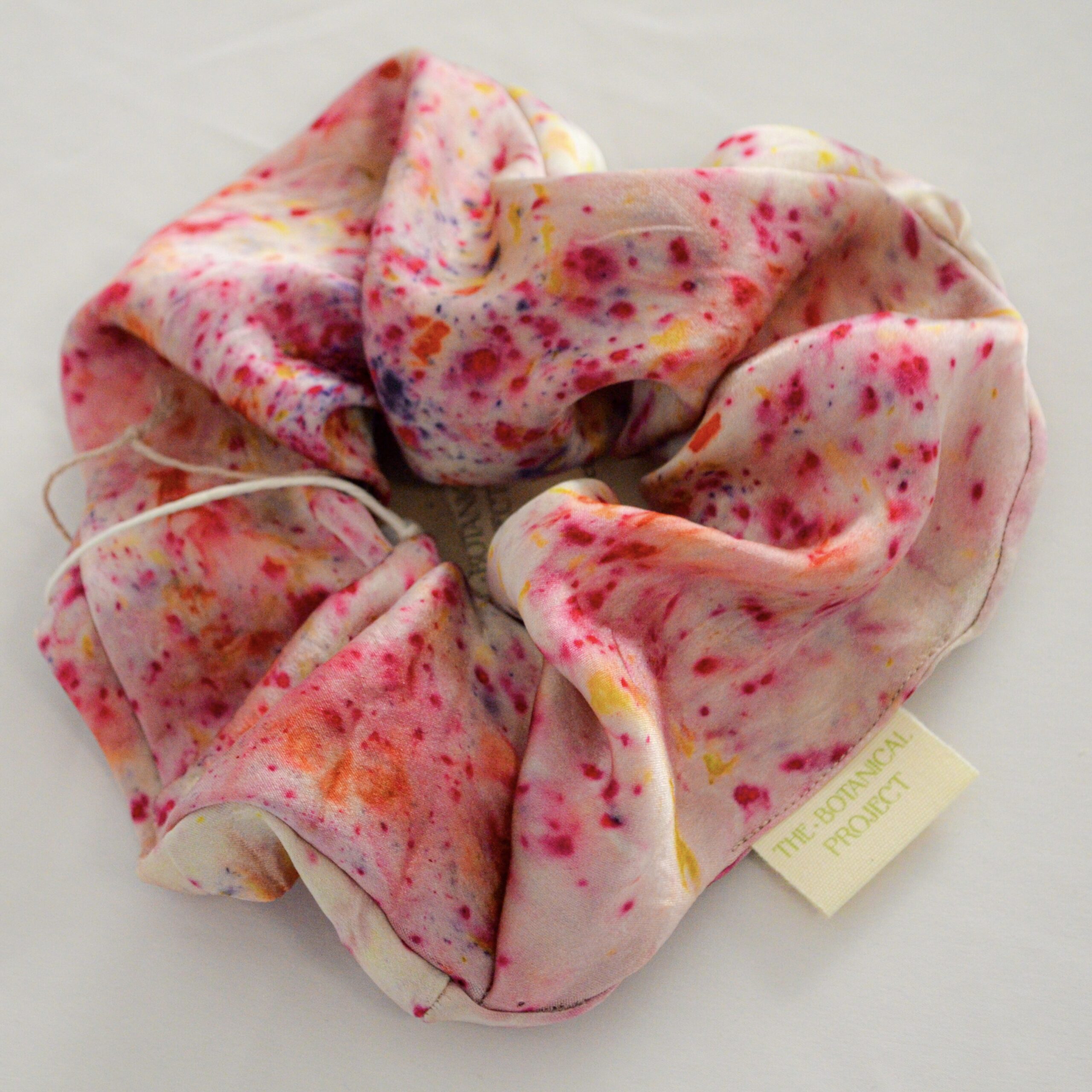 silk-scrunchie