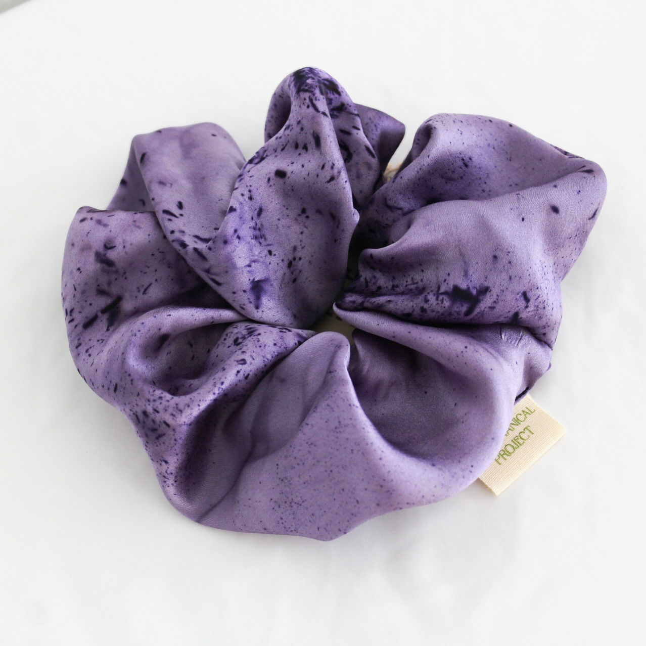 silk-scrunchie