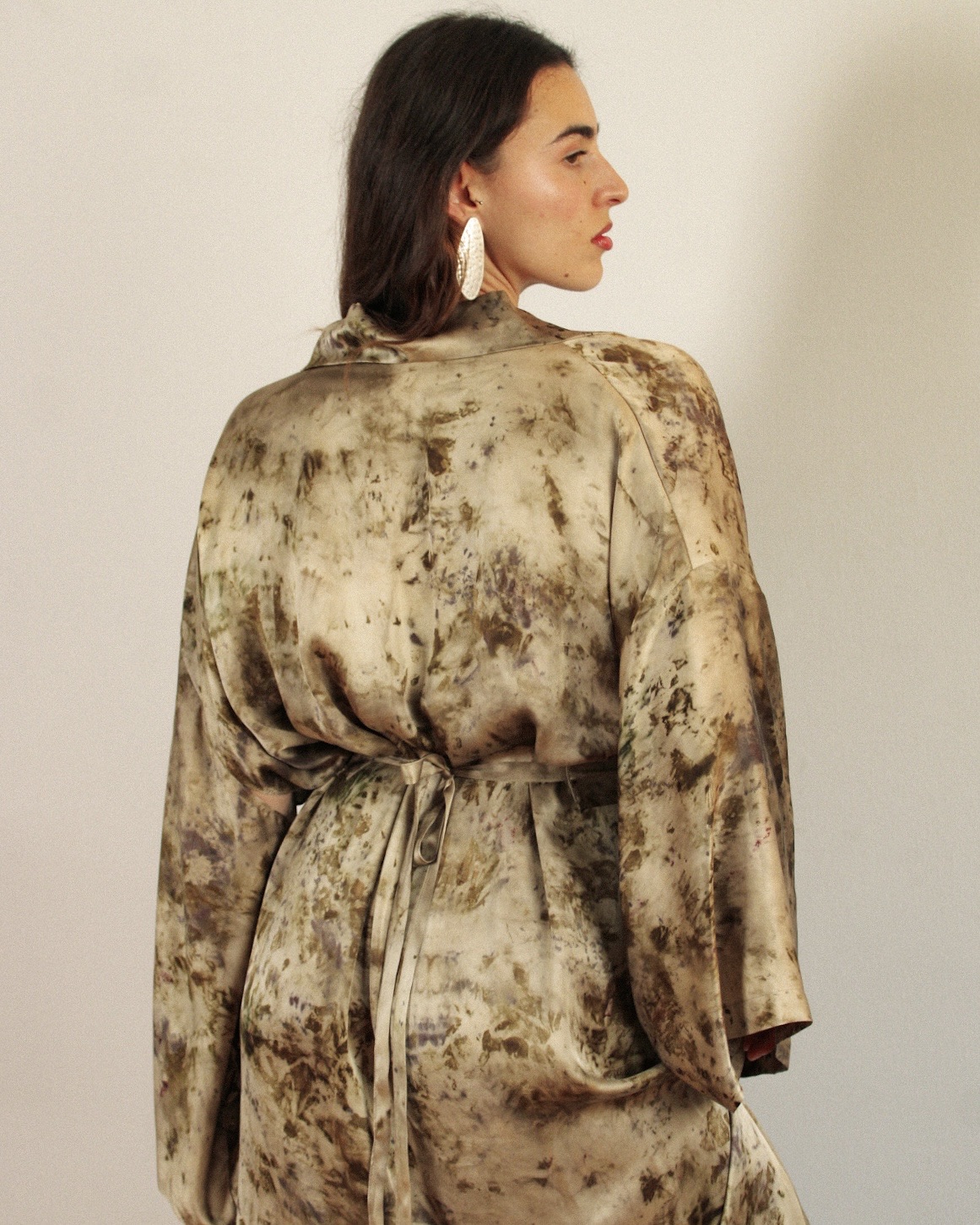 naturally-dyed-silk-kimono